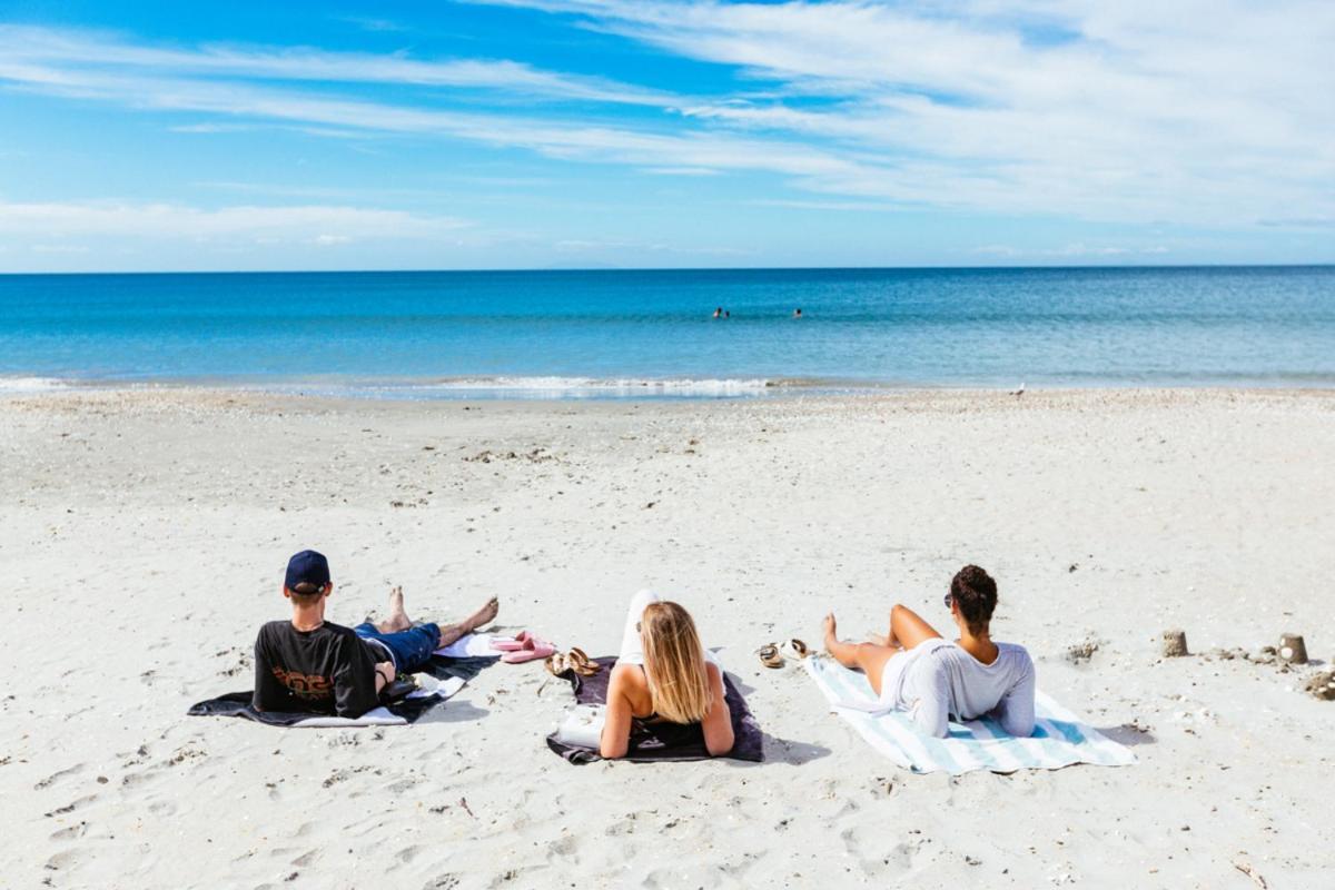 Waiheke Backpackers Hostel Onetangi Bagian luar foto