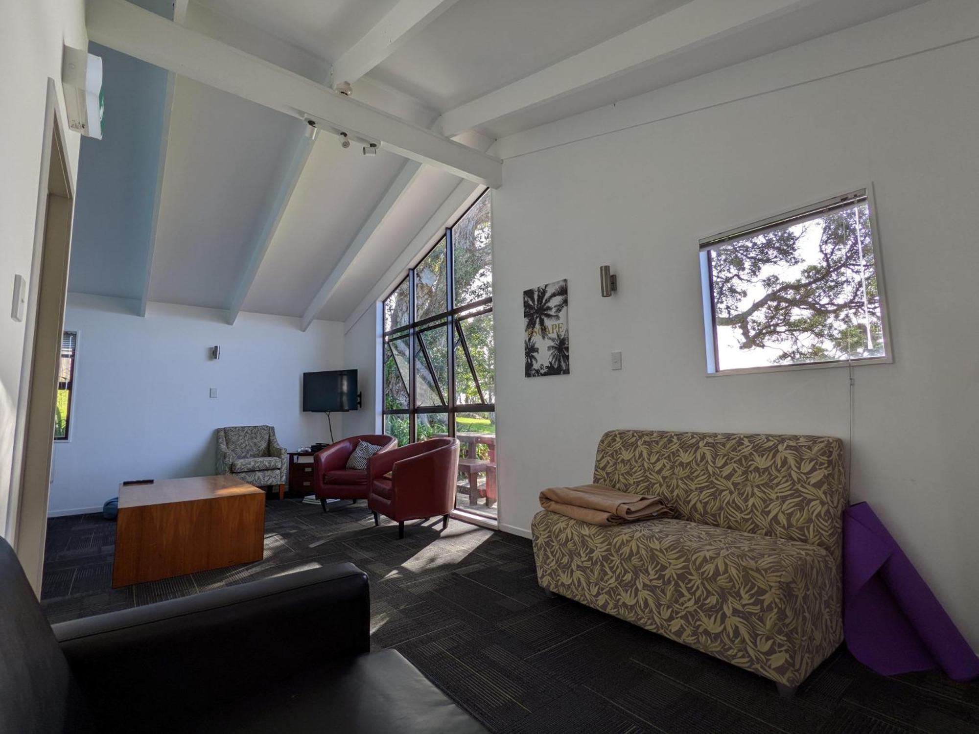Waiheke Backpackers Hostel Onetangi Bagian luar foto